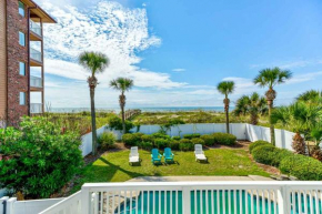 Oceanfront pet friendly home with pool and hot tub sleeps twenty